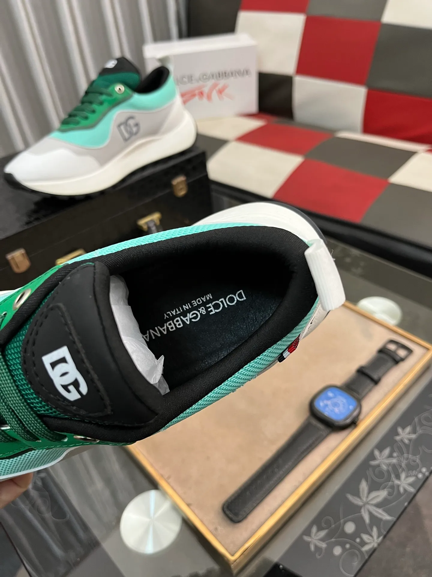 Men's shoes💰480⌚️⌚️New Dolce & Gabbana/top original DG heavy industry series, new casual fashion shoes👟The version is simple and elegant, fashionable and exclusive👑fashionable and generous. Upper: Original first-layer calfskin, comfortable sheepskin lining. Original special electroplated combination outsole, exquisite and luxurious, super A level! Compared with the genuine product at the counter, the version is no worse at all💕Size: 38-46